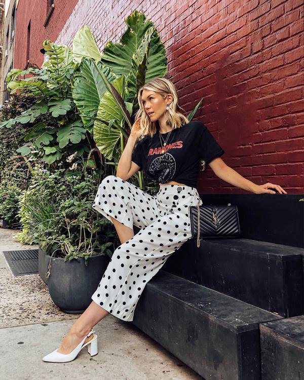 Новинки футболок, маечек и топов 2026 – лучшие стили и сеты