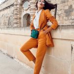 Идеальная юбка-карандаш 2026 в образах на любой случай