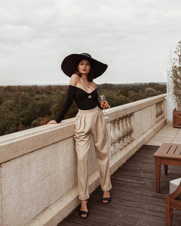 Стиль одежды «минимализм» 2026: как составить модный образ