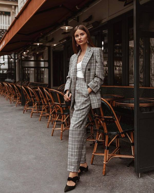 Стиль одежды «минимализм» 2026: как составить модный образ