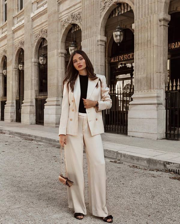 Стиль одежды «минимализм» 2026: как составить модный образ