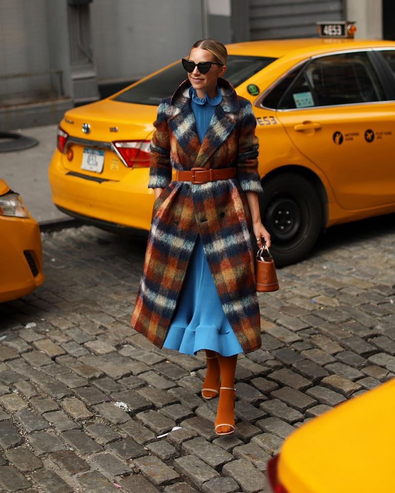 Новинки пальто на весну 2026 – топовые фасоны, образы