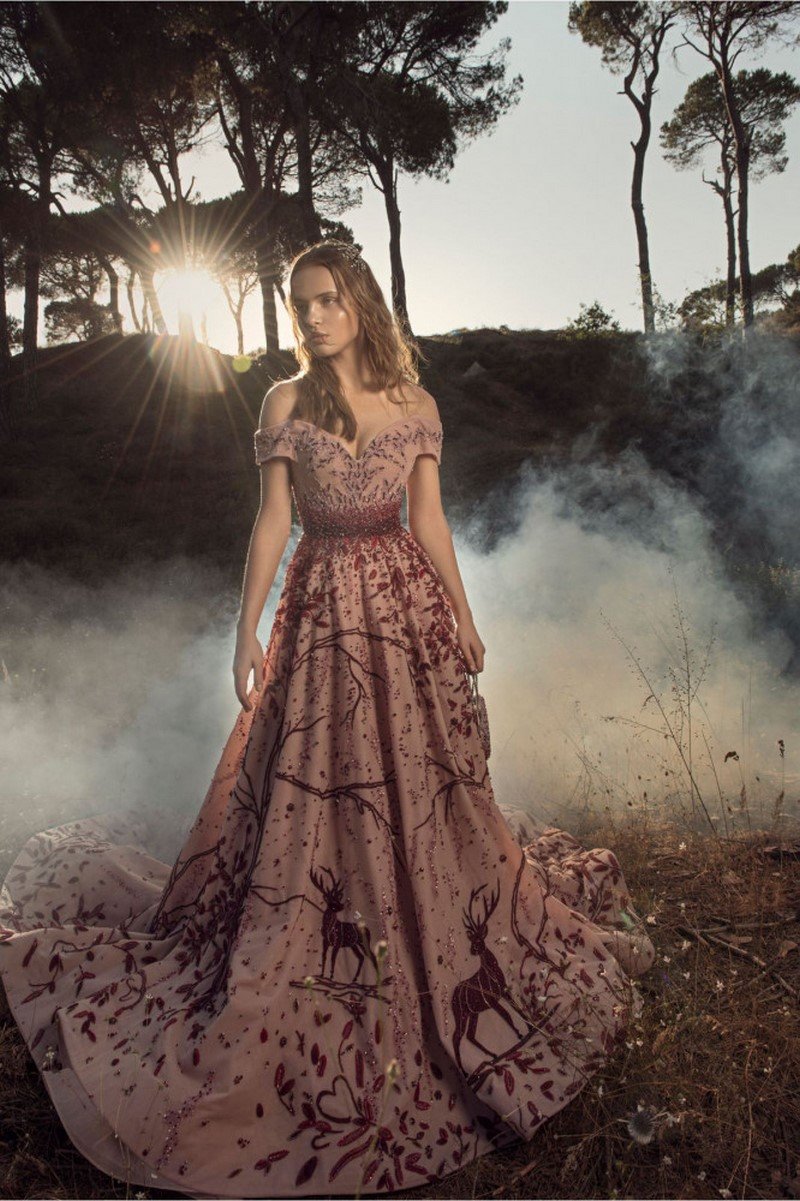 Модное выпускное платье 2026: идеи образов на выпускной