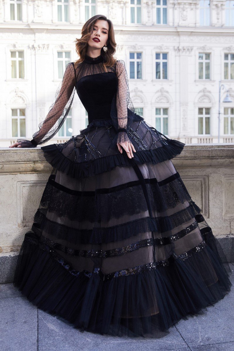 Модное выпускное платье 2026: идеи образов на выпускной