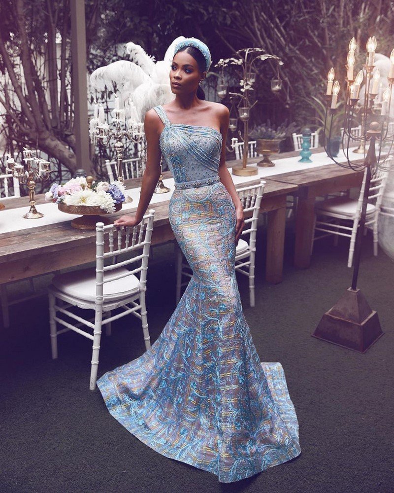 Модное выпускное платье 2026: идеи образов на выпускной