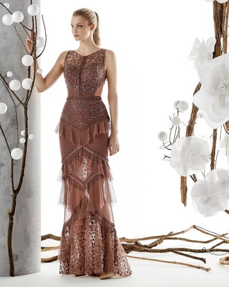 Модное выпускное платье 2026: идеи образов на выпускной