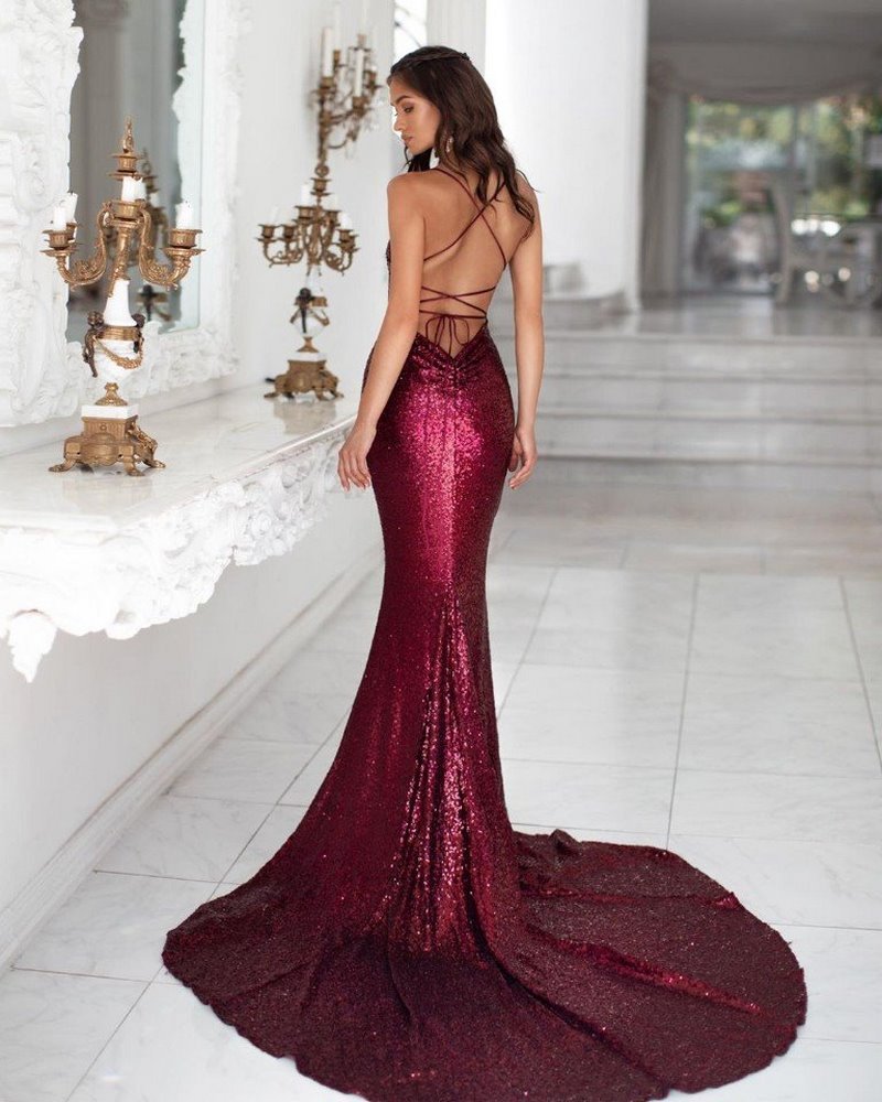 Модное выпускное платье 2026: идеи образов на выпускной