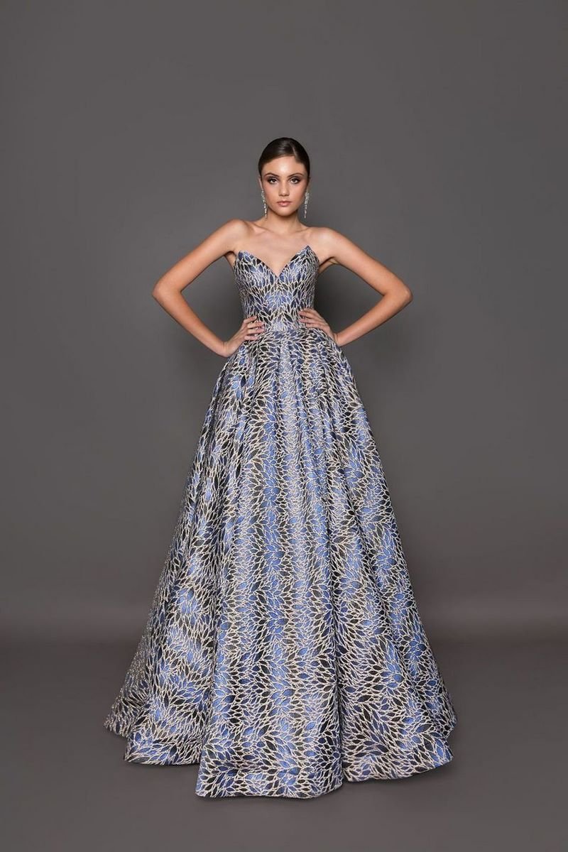 Модное выпускное платье 2026: идеи образов на выпускной