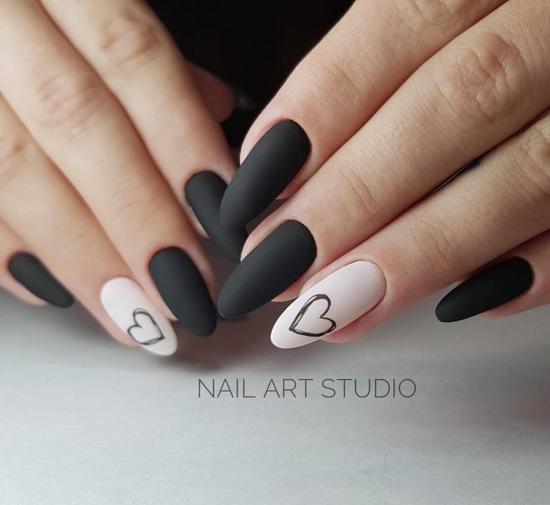 Идеи маникюра на День святого Валентина 2026: красивые фото-новинки