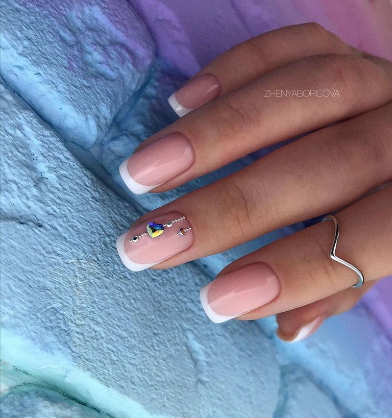 Идеи маникюра на День святого Валентина 2026: красивые фото-новинки