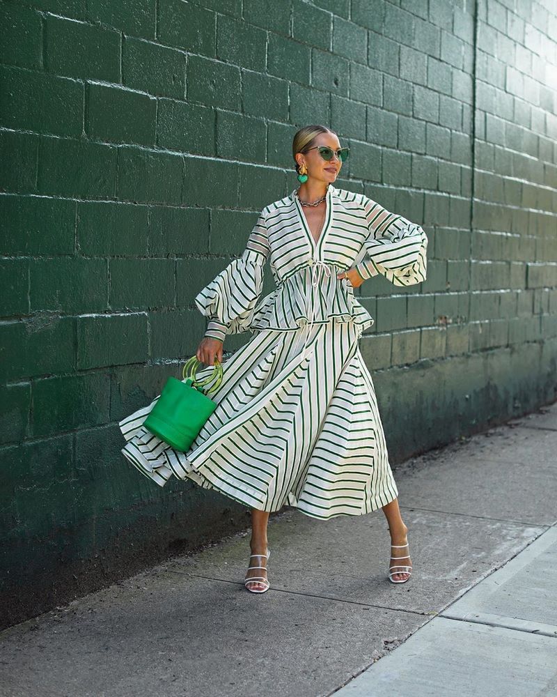 Очаровательное платье на лето 2026 – главные топ-12 трендов и фасонов