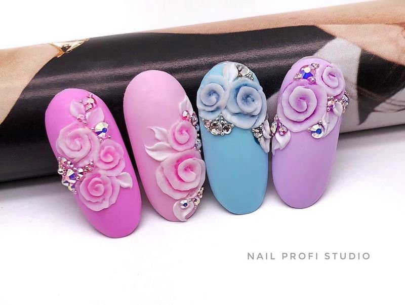 Модный выпускной маникюр 2026: тренды и новинки