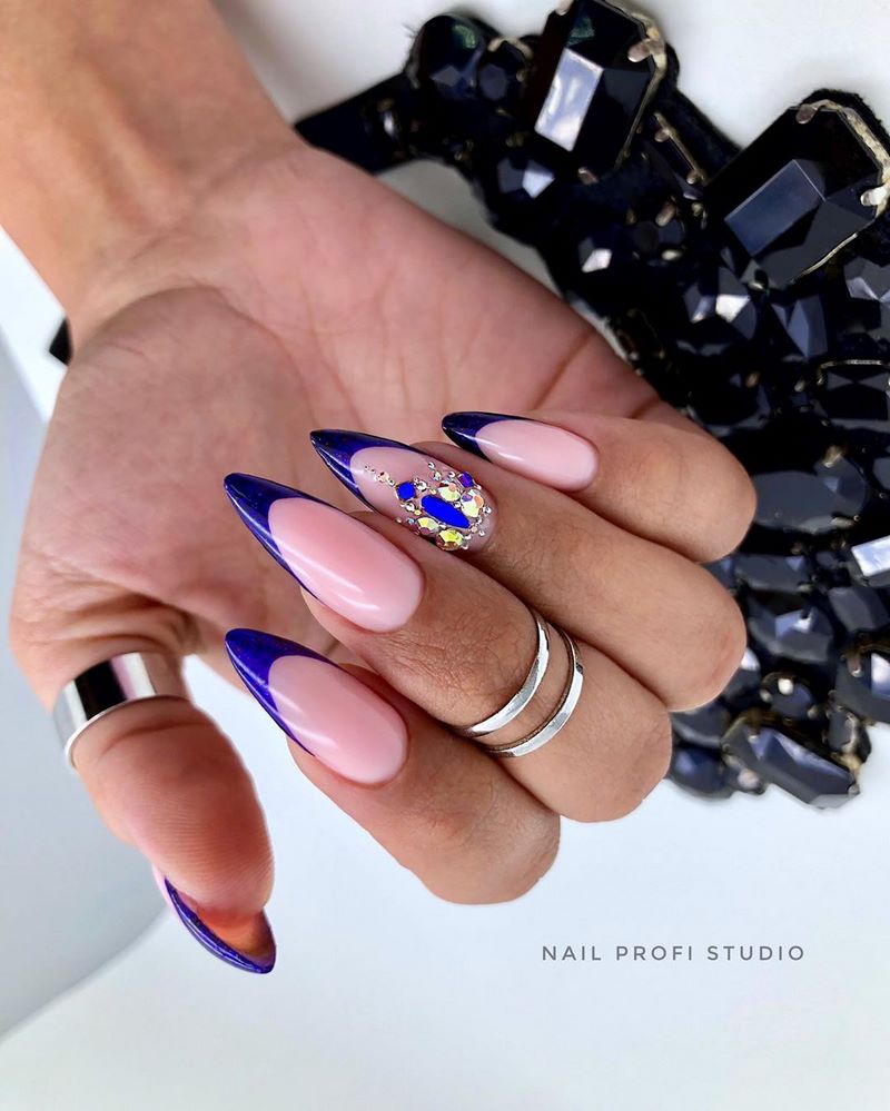 Модный выпускной маникюр 2026: тренды и новинки