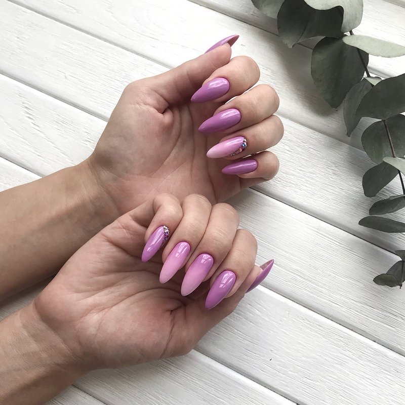 Модный выпускной маникюр 2026: тренды и новинки