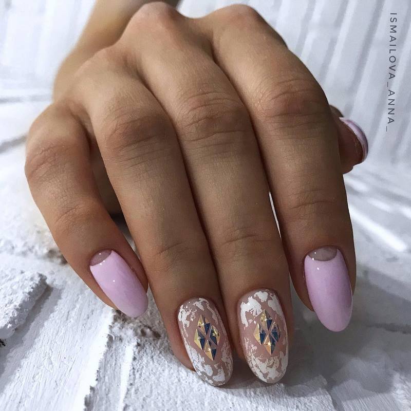 Модный выпускной маникюр 2026: тренды и новинки