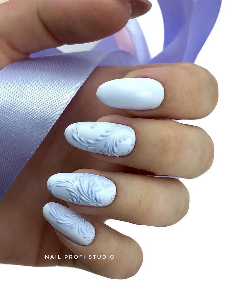 Модный выпускной маникюр 2026: тренды и новинки