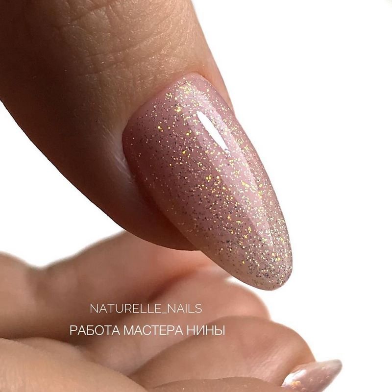 Модный выпускной маникюр 2026: тренды и новинки