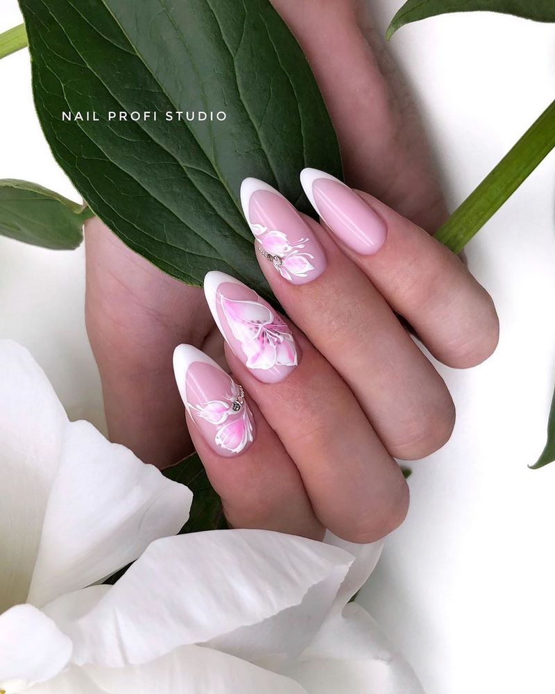 Модный выпускной маникюр 2026: тренды и новинки