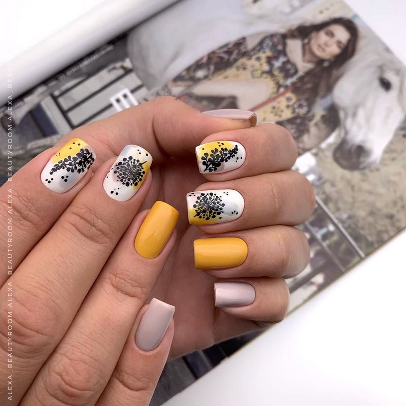 Новинки маникюра с пленками и слайдерами 2026 — фото