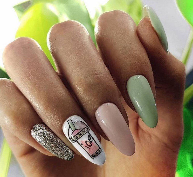 Новинки маникюра с пленками и слайдерами 2026 — фото