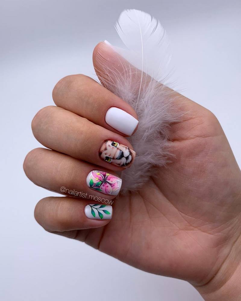 Новинки маникюра с пленками и слайдерами 2026 — фото