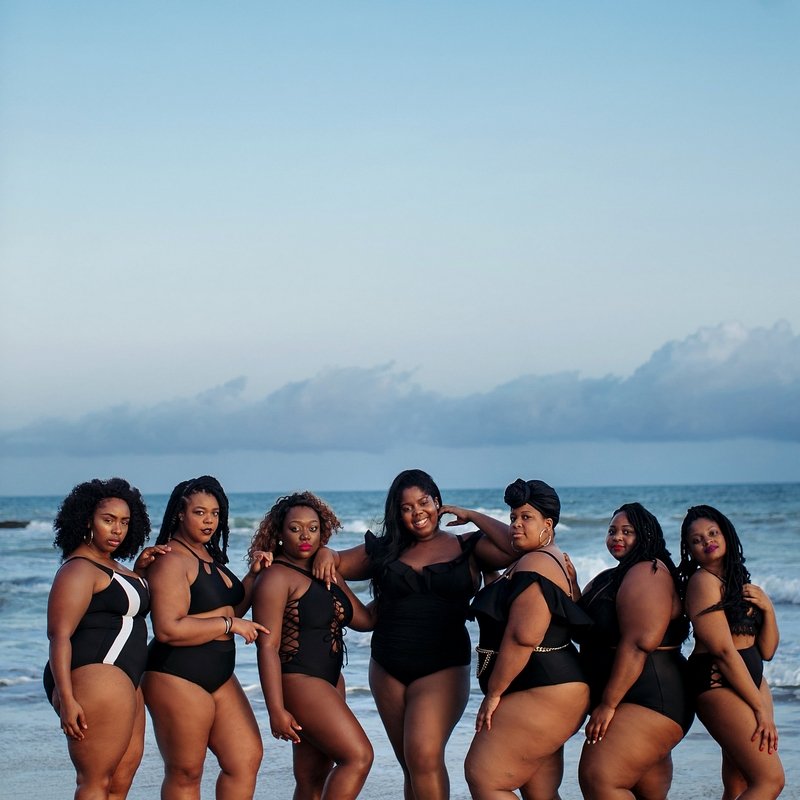 Красивые купальники для полных 2026. Новые модели и тренды