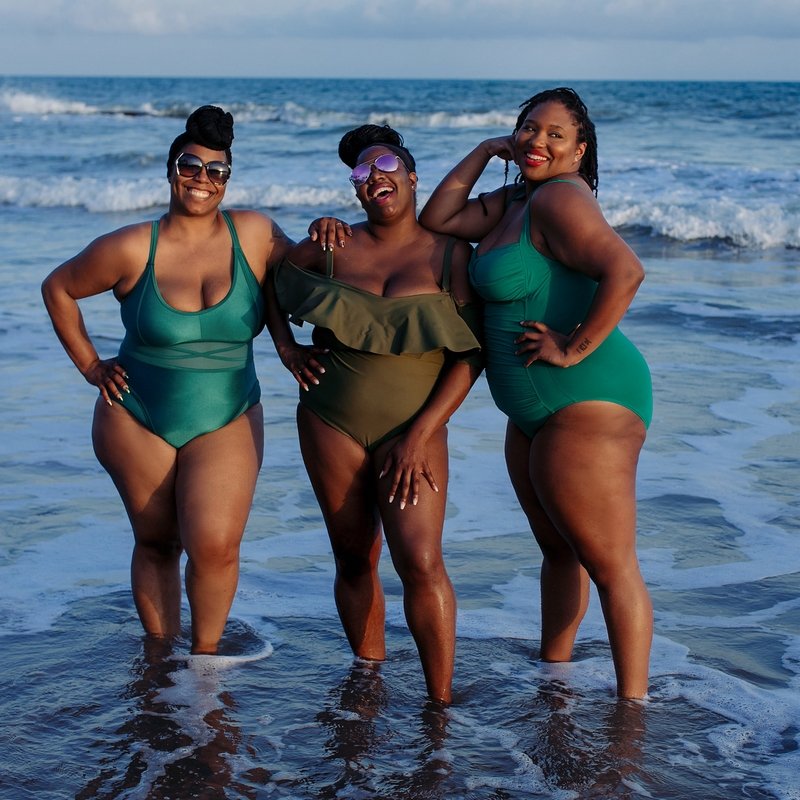 Красивые купальники для полных 2026. Новые модели и тренды