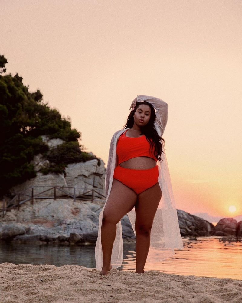 Красивые купальники для полных 2026. Новые модели и тренды