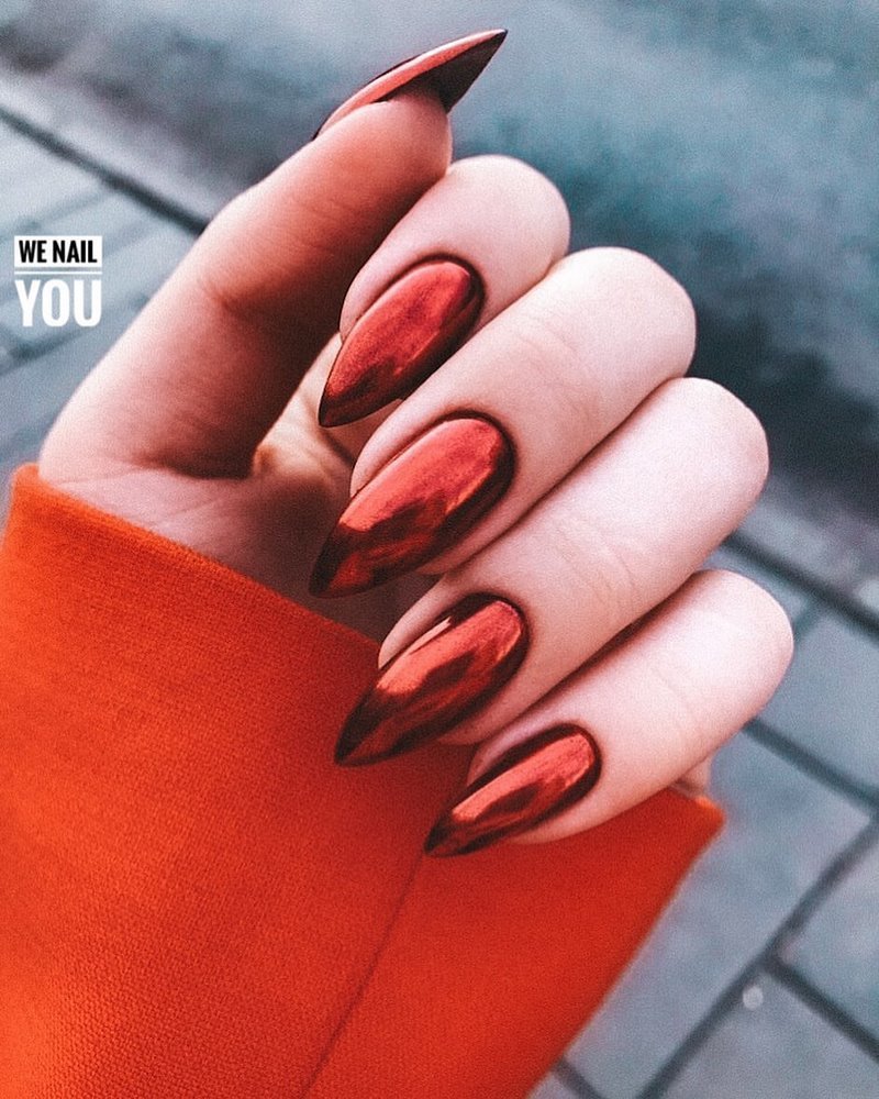 Обворожительный бордовый маникюр 2026 в новых техниках и стилях