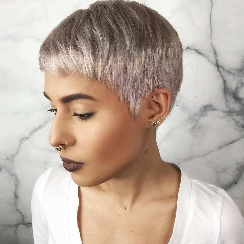 Короткие женские стрижки 2026: фото, идеи коротких стрижек