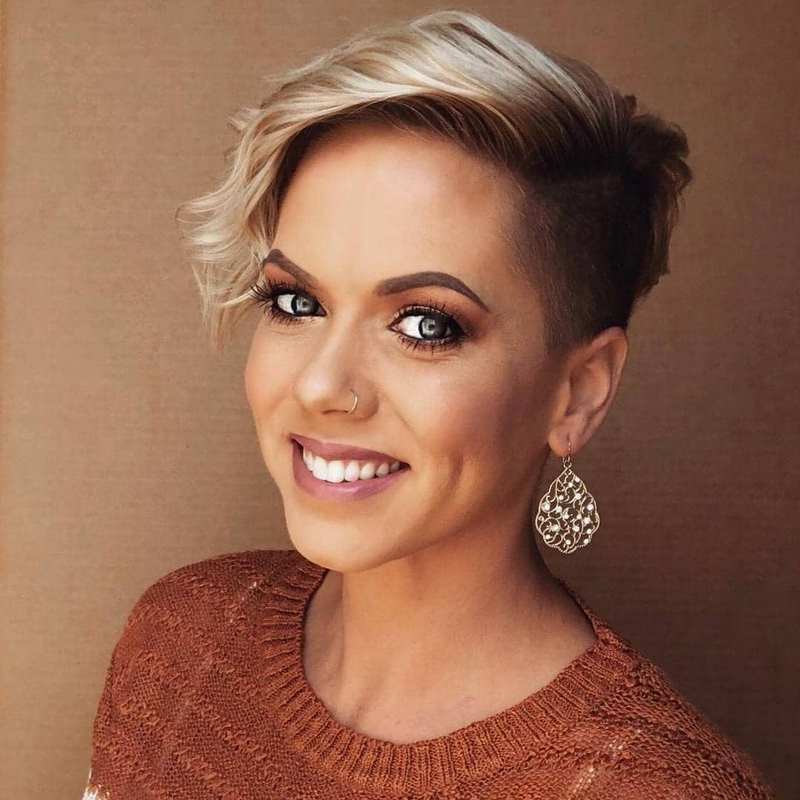 Короткие женские стрижки 2026: фото, идеи коротких стрижек