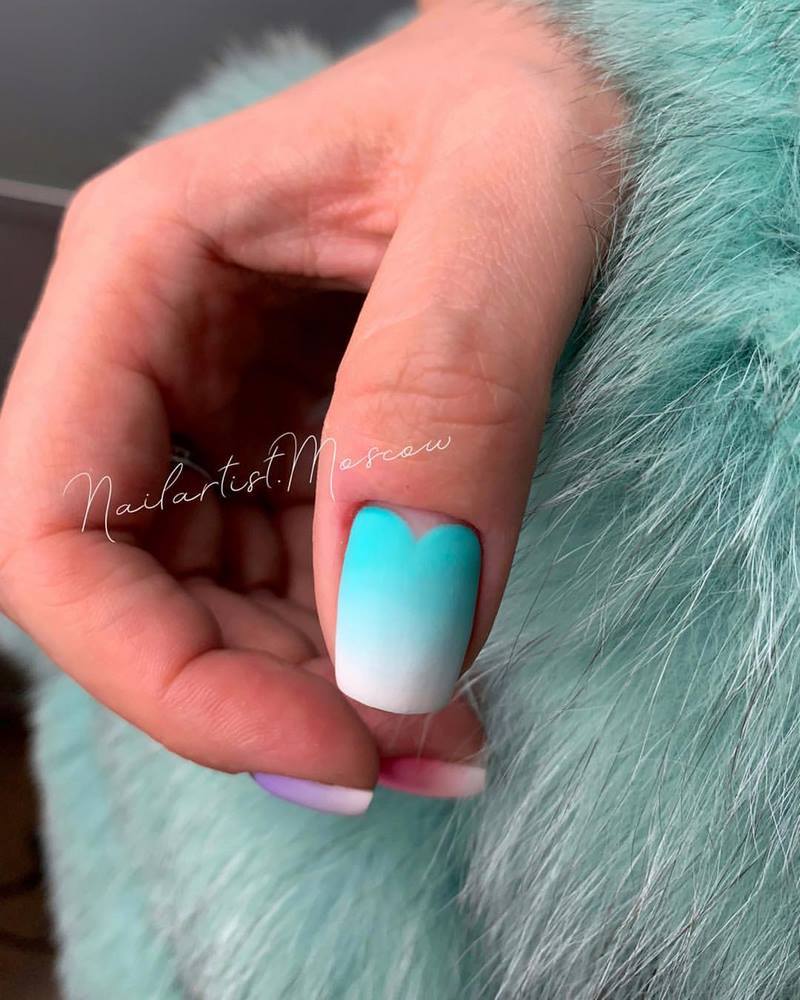 Стильный матовый маникюр 2026: идеи на фото