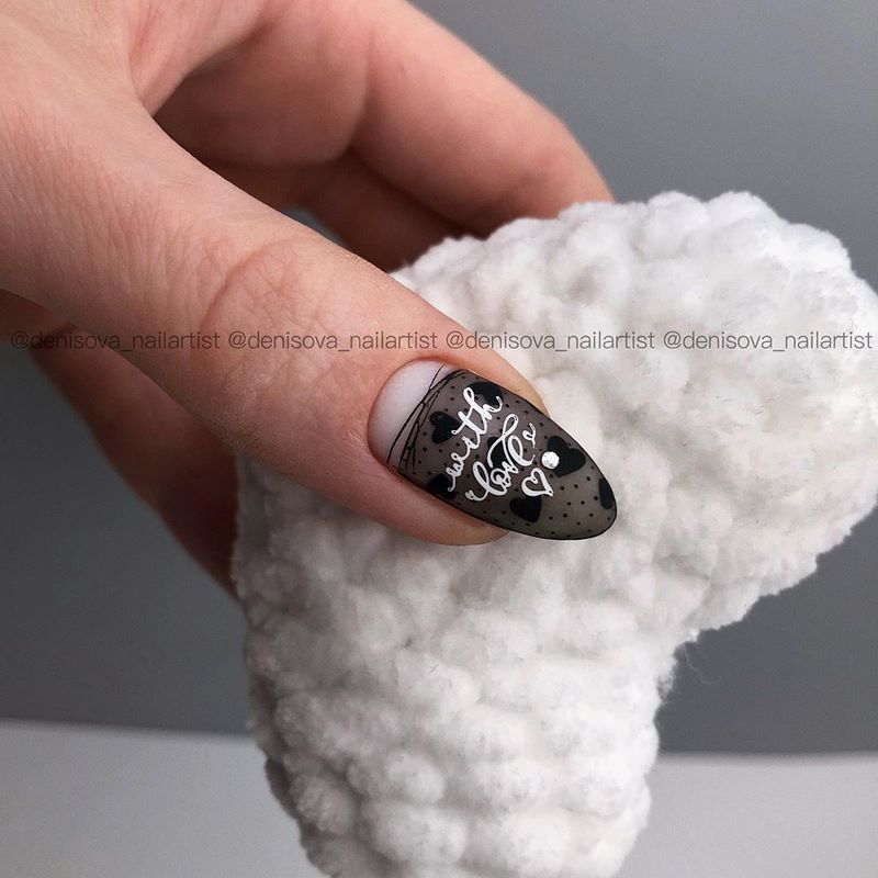 Стильный матовый маникюр 2026: идеи на фото