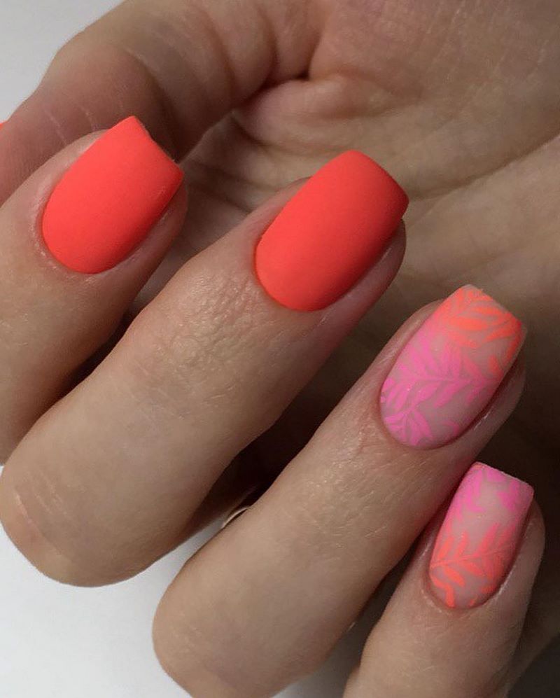 Стильный матовый маникюр 2026: идеи на фото