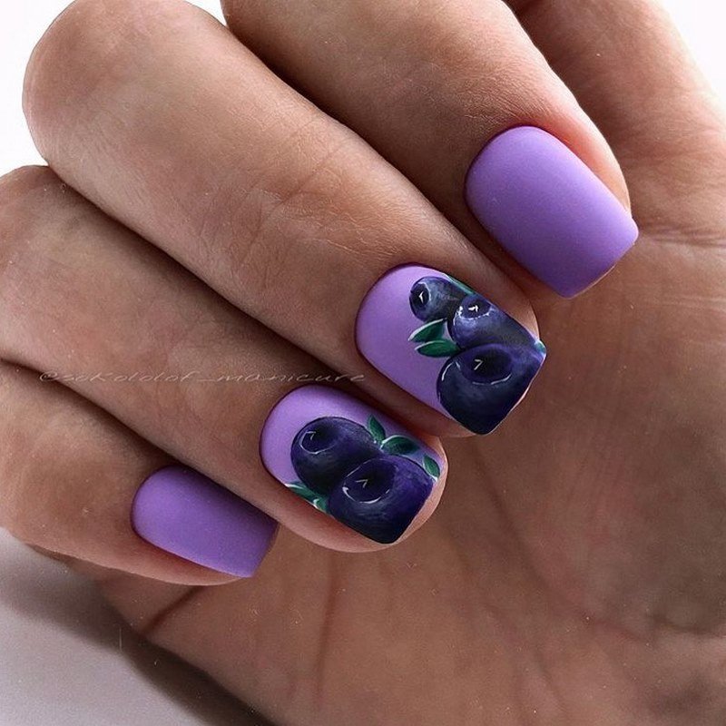 Стильный матовый маникюр 2026: идеи на фото