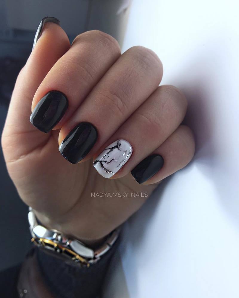 Креативные идеи мраморного маникюра 2026: свежие новинки дизайна