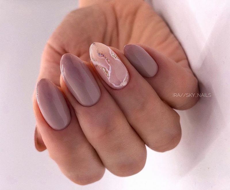 Креативные идеи мраморного маникюра 2026: свежие новинки дизайна