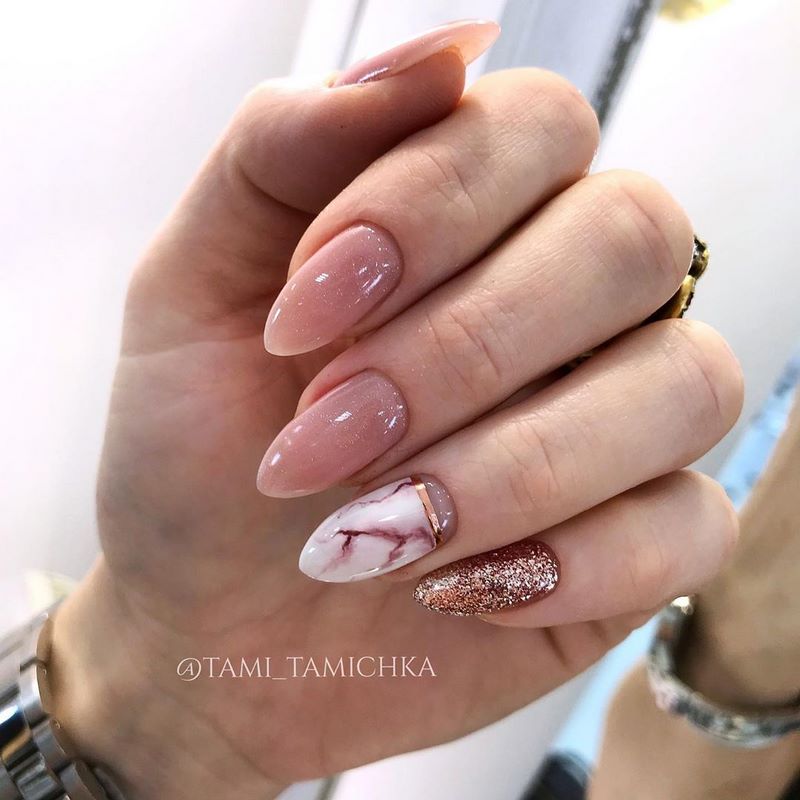 Креативные идеи мраморного маникюра 2026: свежие новинки дизайна