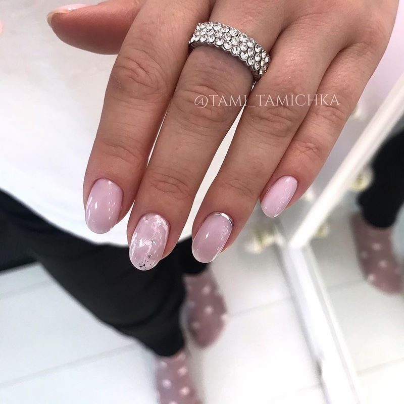 Креативные идеи мраморного маникюра 2026: свежие новинки дизайна