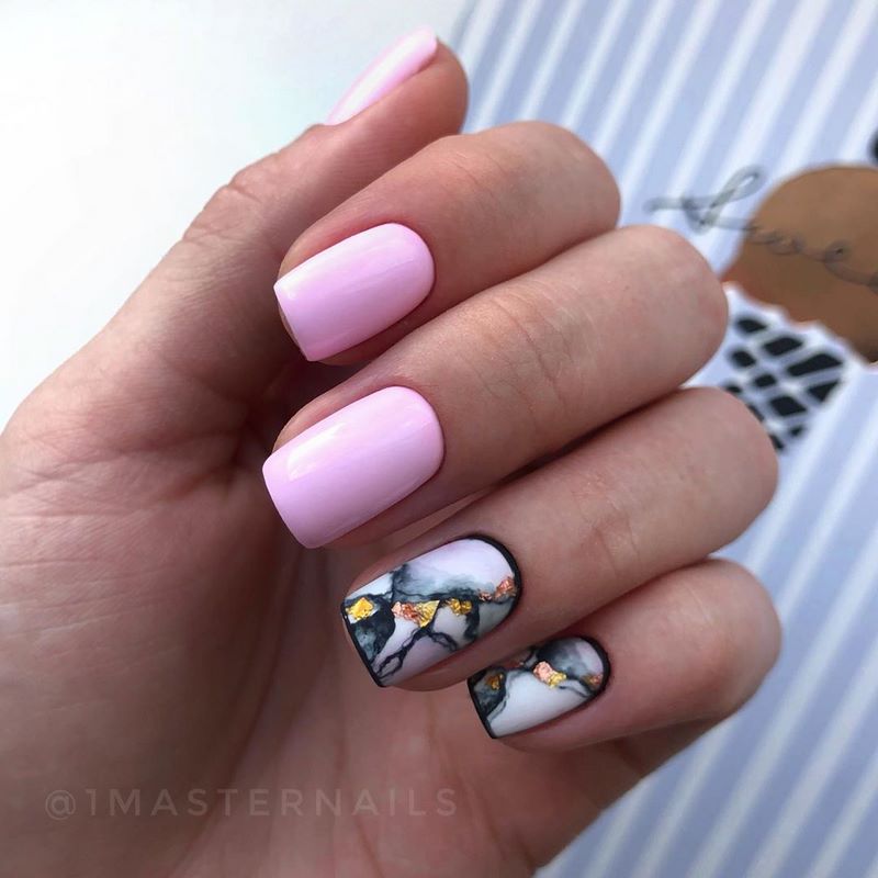 Креативные идеи мраморного маникюра 2026: свежие новинки дизайна