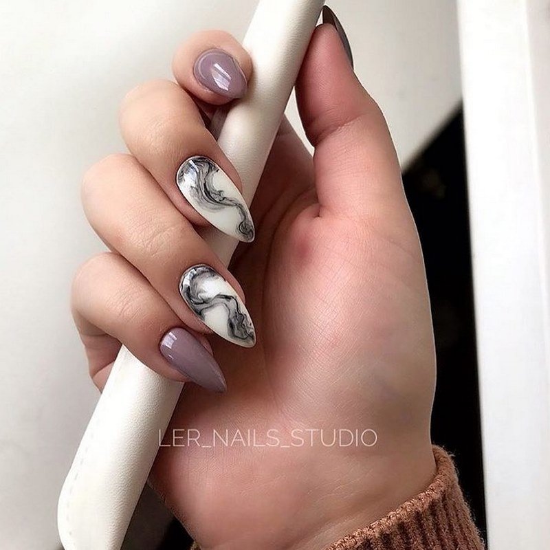 Креативные идеи мраморного маникюра 2026: свежие новинки дизайна