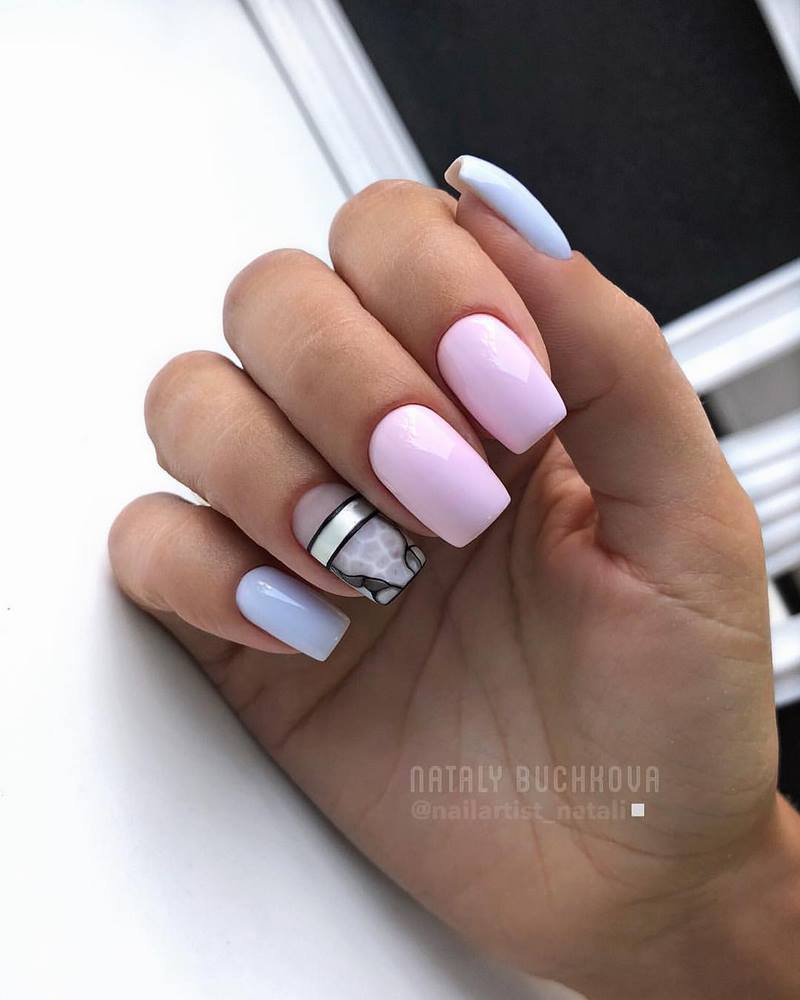 Креативные идеи мраморного маникюра 2026: свежие новинки дизайна