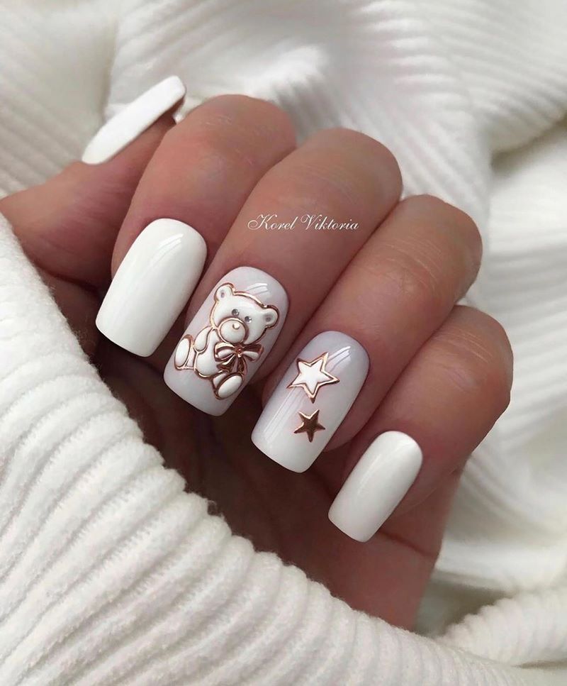 Блистательный новогодний маникюр 2027: фото-примеры