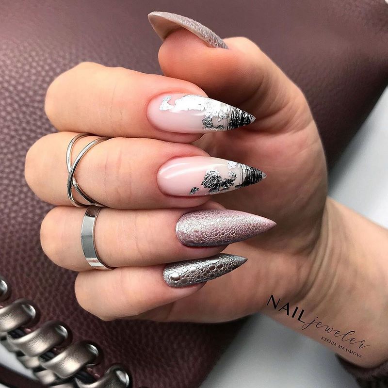 Блистательный новогодний маникюр 2027: фото-примеры