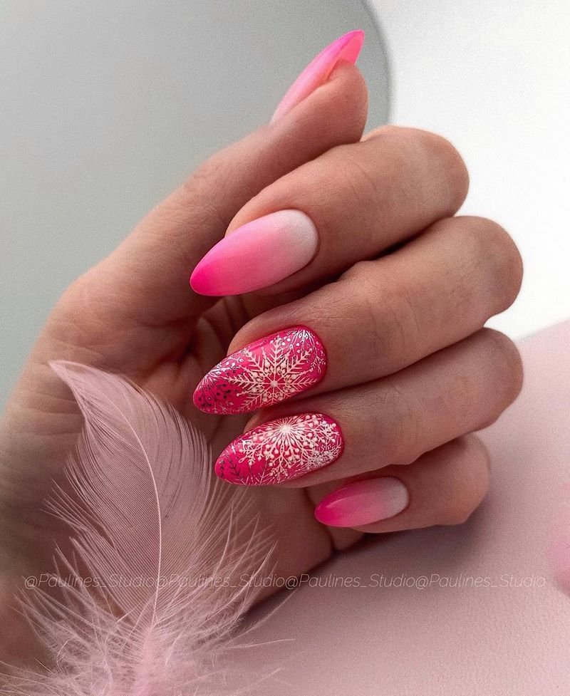 Блистательный новогодний маникюр 2027: фото-примеры