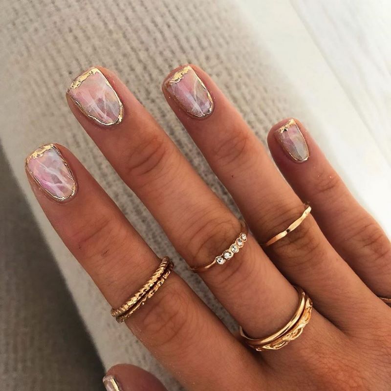 Бесподобный нюдовый маникюр 2026. Дизайны, стили, техники