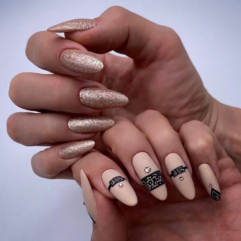 Бесподобный нюдовый маникюр 2026. Дизайны, стили, техники