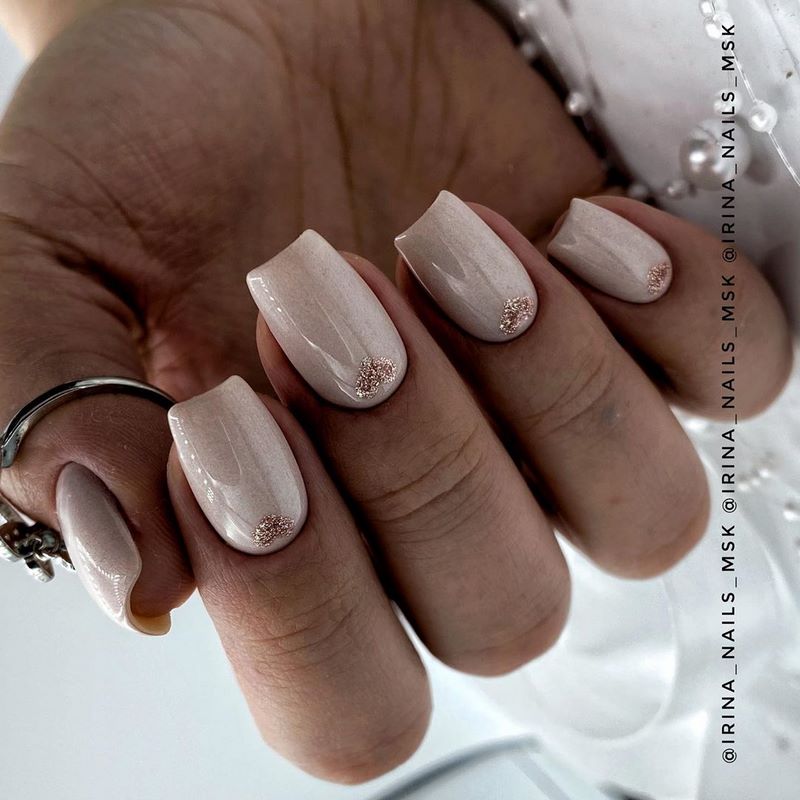 Бесподобный нюдовый маникюр 2026. Дизайны, стили, техники