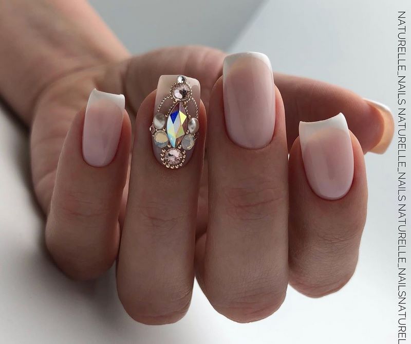 Бесподобный нюдовый маникюр 2026. Дизайны, стили, техники