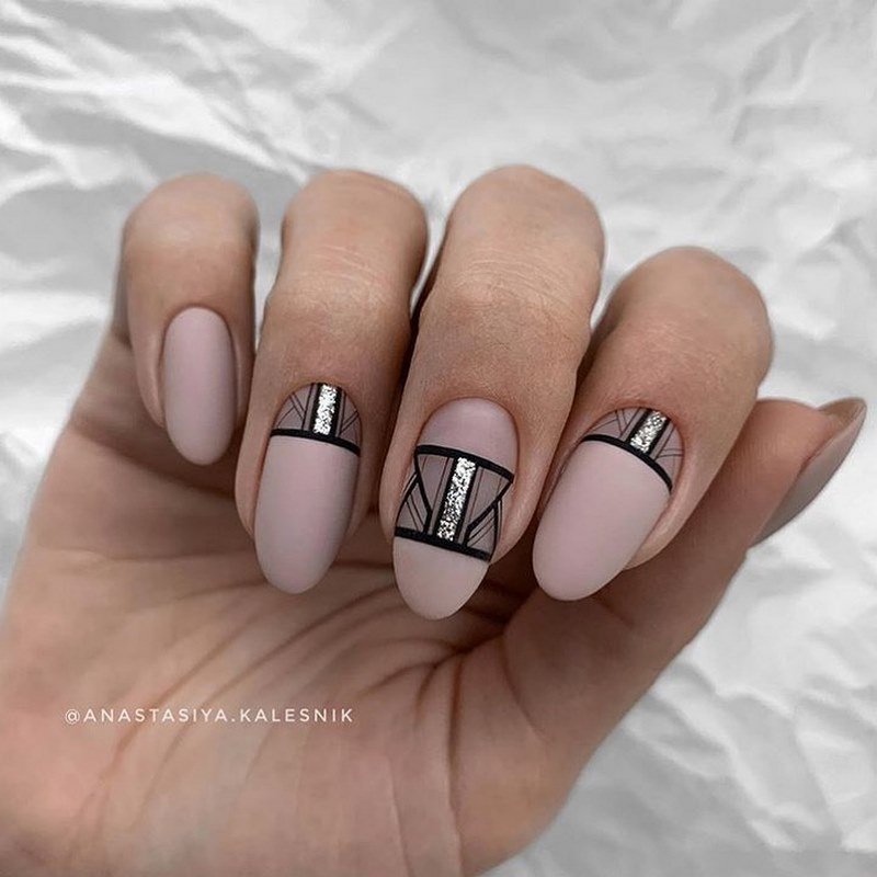 Бесподобный нюдовый маникюр 2026. Дизайны, стили, техники